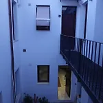 Casa Dali Apartment *